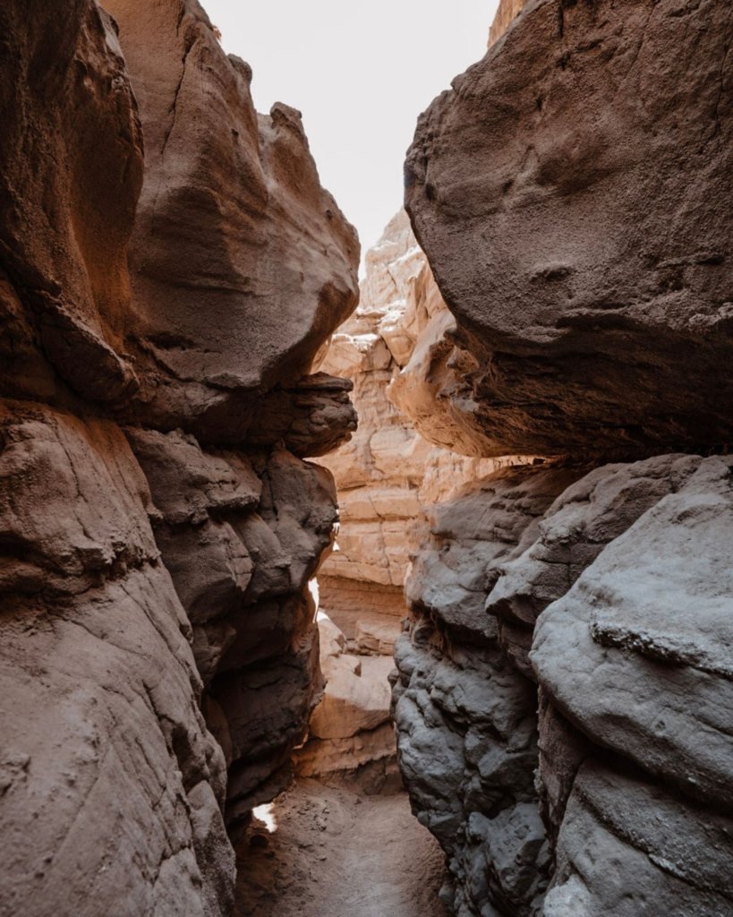 A narrow pathway on one of the best hiking trails in southern California - The Slot!