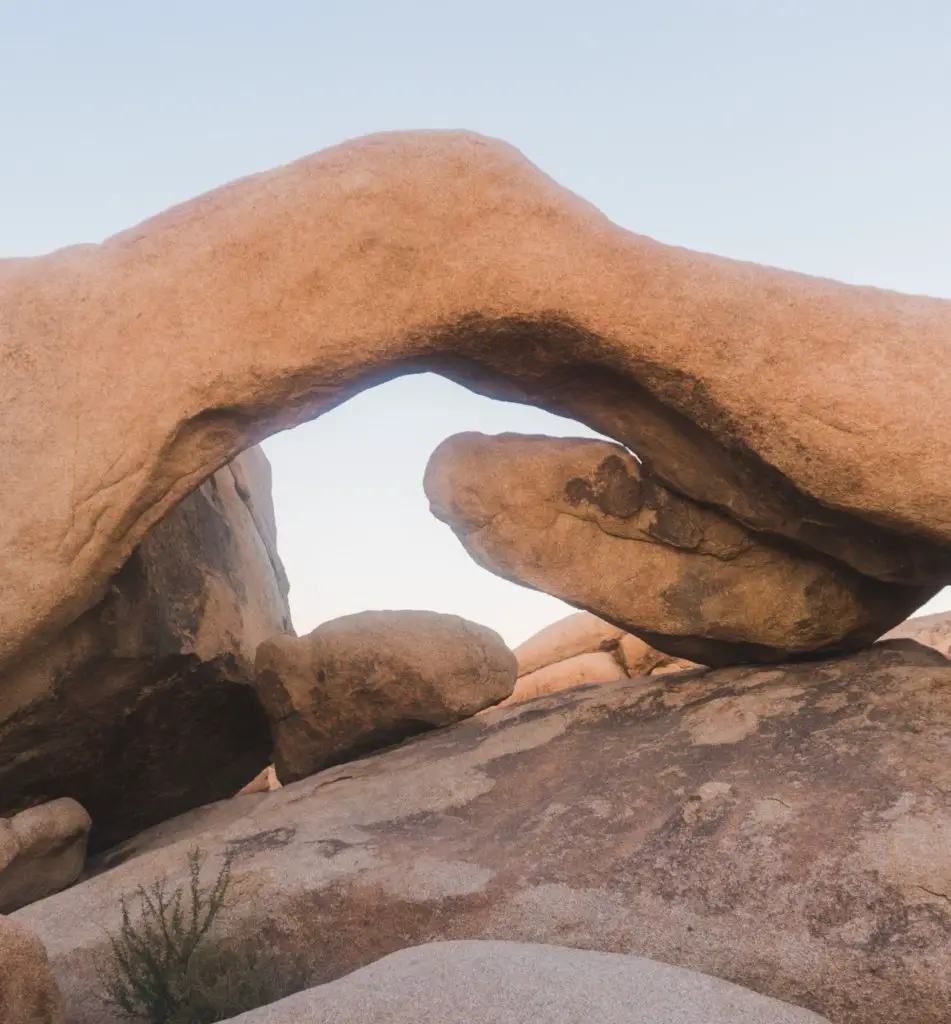 The iconic arch rock, one of the best hikes in Joshua Tree.