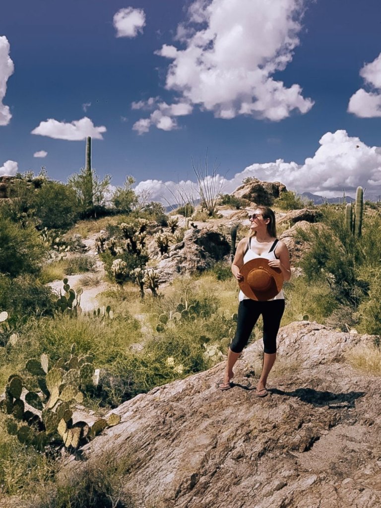 Desert hiking safety tip: Bring a wide-brimmed hat and sunglasses.