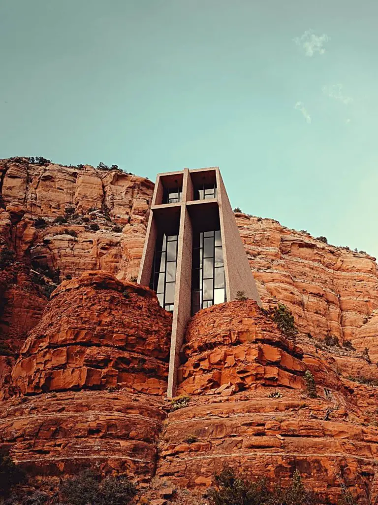 One of the most popular things to do in Sedona, a trip to the Chapel of the Holy Cross that stands tall among the red cliffs.