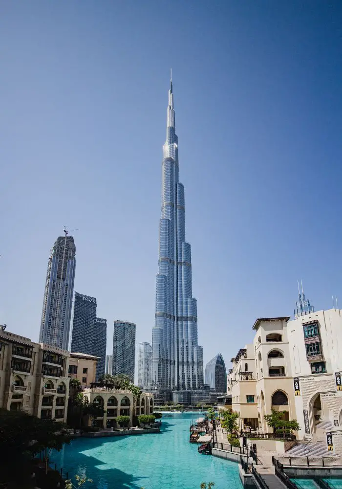 The Burj Khalifa - Is Dubai Worth Visiting? 