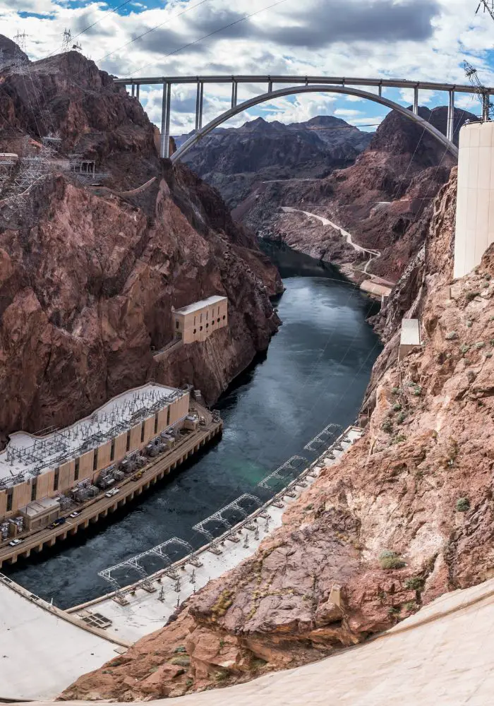 The cliffs and manmade marvel of the Hoover Dam, one of the best Arizona Bucket List Things To Do.