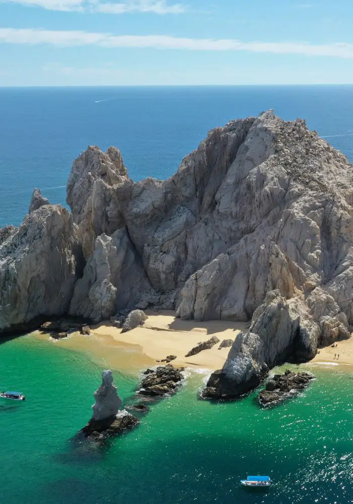 The beautiful beaches in Los Cabos, something to consider when comparing Cabo San Lucas vs San Jose del Cabo Travel.