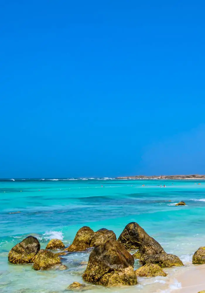 The vibrant blue of Arashi Beach, one of the best beaches in Aruba.