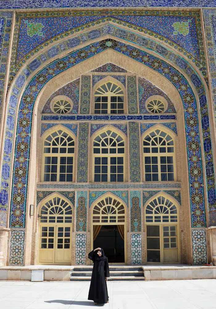 An American woman tourist traveling in Afghanistan.