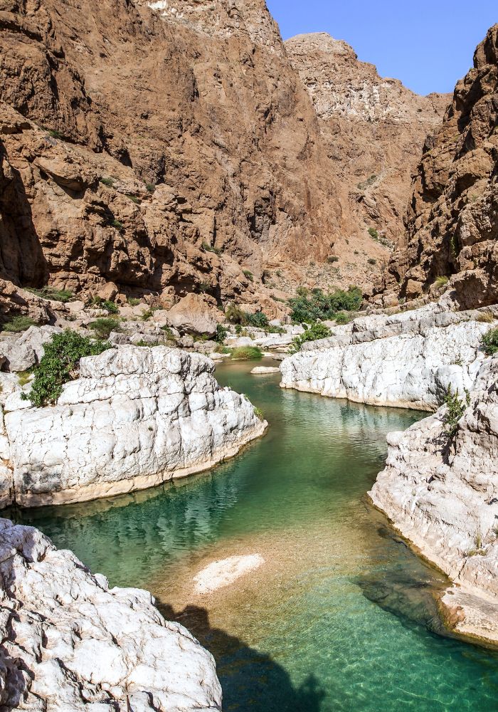 Wadi Shab, a natural wonder in Oman that all women travelers should visit!